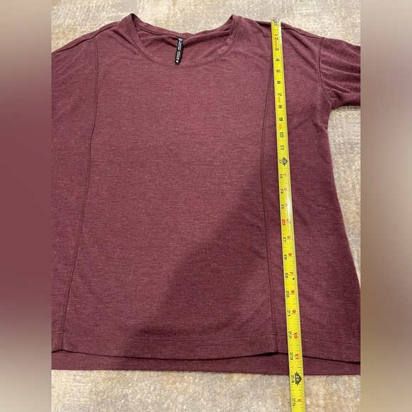 The KÜHL INARA™ Long Sleeve Shirt Women’s Size Medium Burgundy Wine Color EUC - Picture 8 of 10